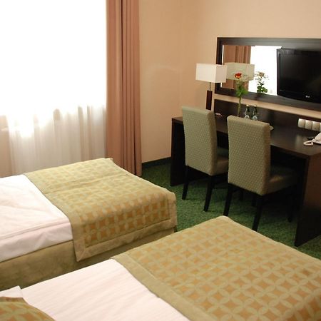 Hotel Topaz Poznan Centrum Dış mekan fotoğraf