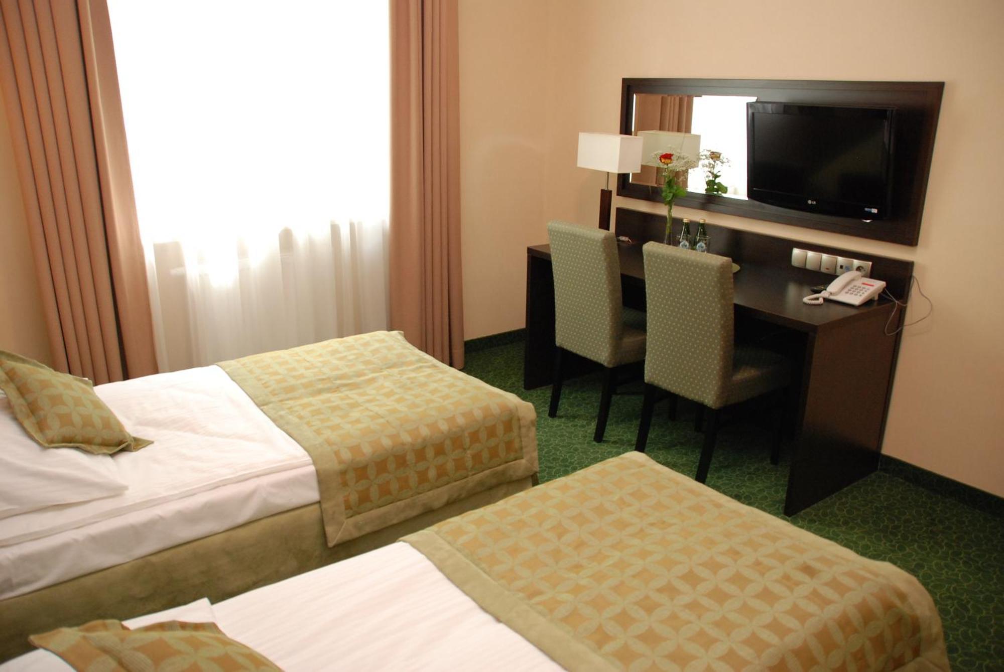 Hotel Topaz Poznan Centrum Dış mekan fotoğraf