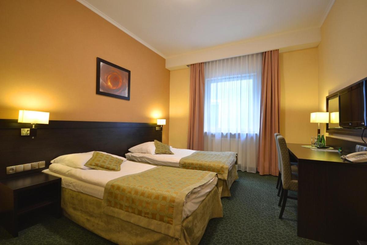 Hotel Topaz Poznan Centrum Dış mekan fotoğraf